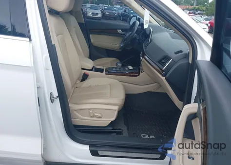 2018 Audi Q5 2.0T Premium/2.0T Tech Premium z USA, uszkodzony, nr VIN WA1BNAFY1J2012364